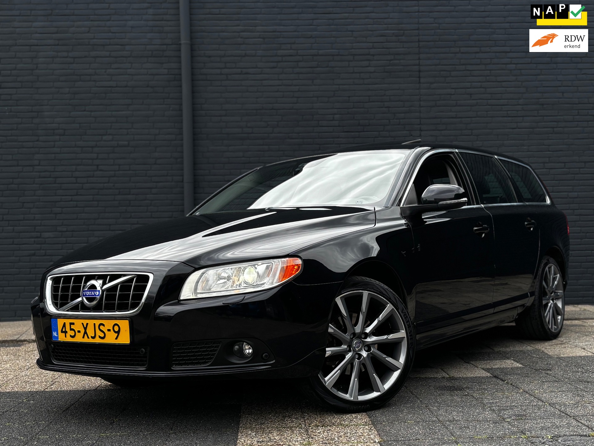 Volvo V70 Limited Edition | Automaat | Navi
