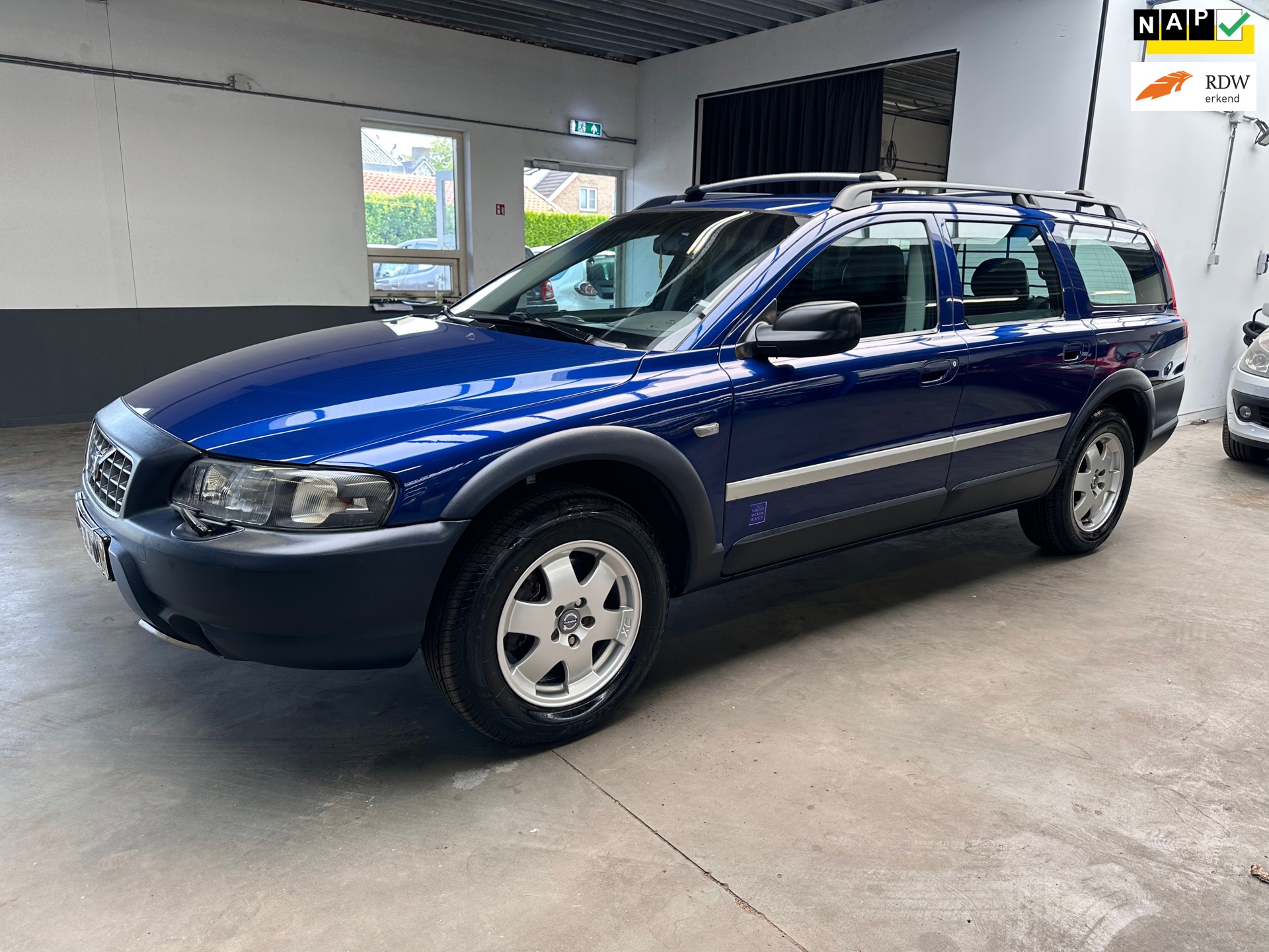 Volvo V70 Cross Country 2.4 T Geartronic Ocean Race