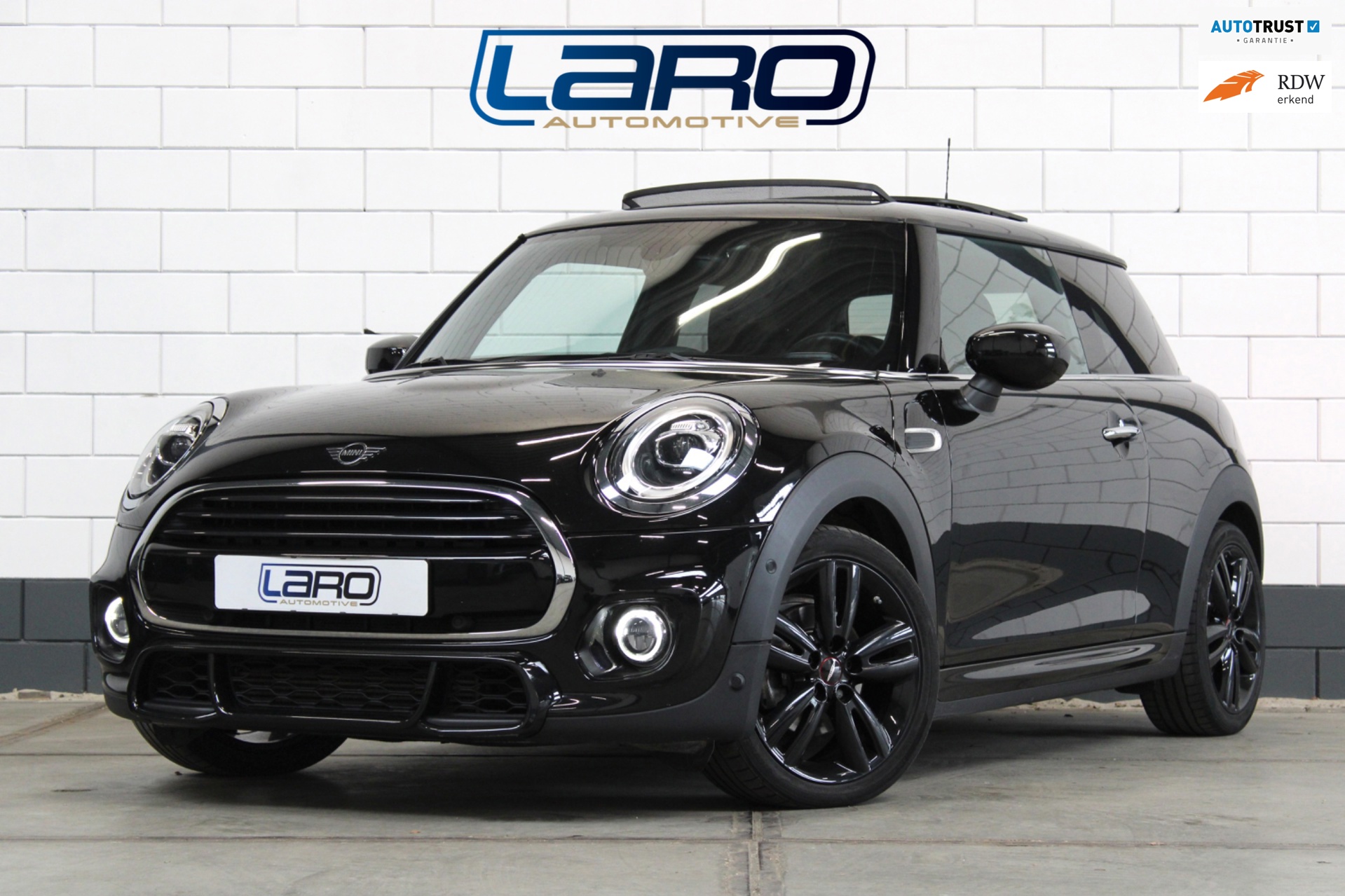 Mini Cooper 1.5 136pk | J C W | Pano LED CarPlay Sfeer Virtual Keyless