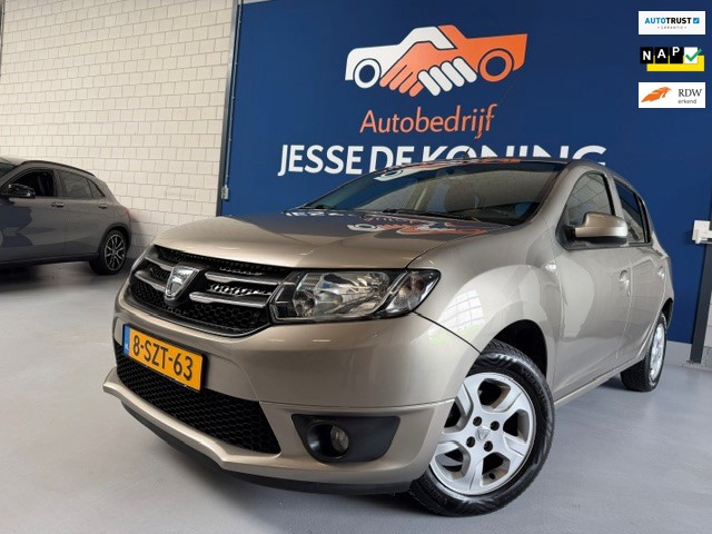 Dacia Sandero 0.9 TCe Lauréate / bj.2014 / NAP met 122975 km./APK tot 01/2027 / airco / sportvelgen / trekhaak / 5 deurs /zuinig/