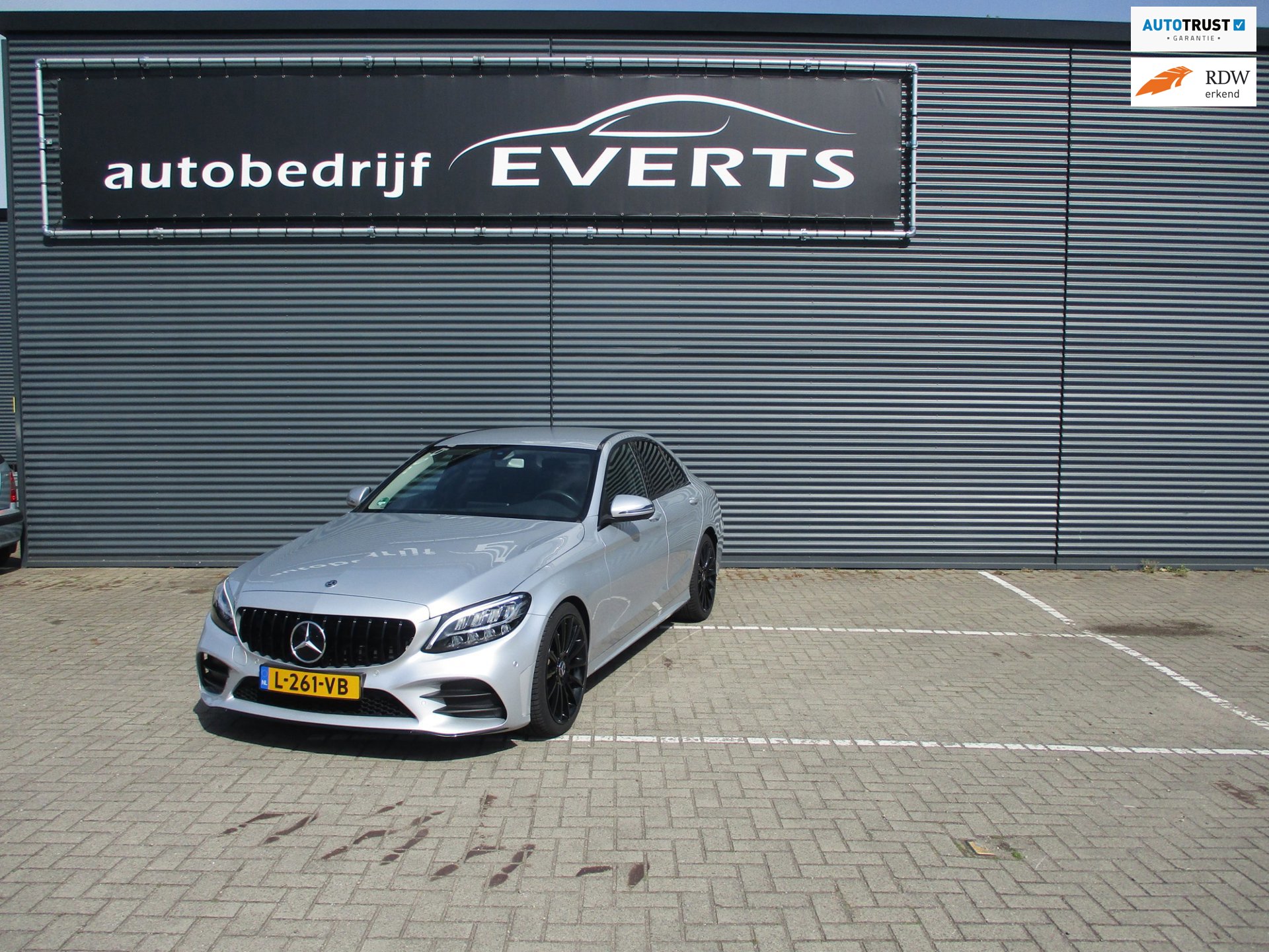 Mercedes-Benz C-klasse 200 Premium Plus Pack AMG Facelift 69982 digitaal daschbord grootscherm navigatie zeer complete auto