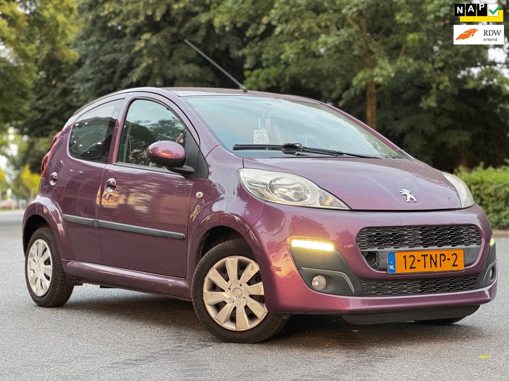 Peugeot 107 1.0 Active|LAGE KM|INRUILKOOPIE|RIJD SCHAKELT GOED