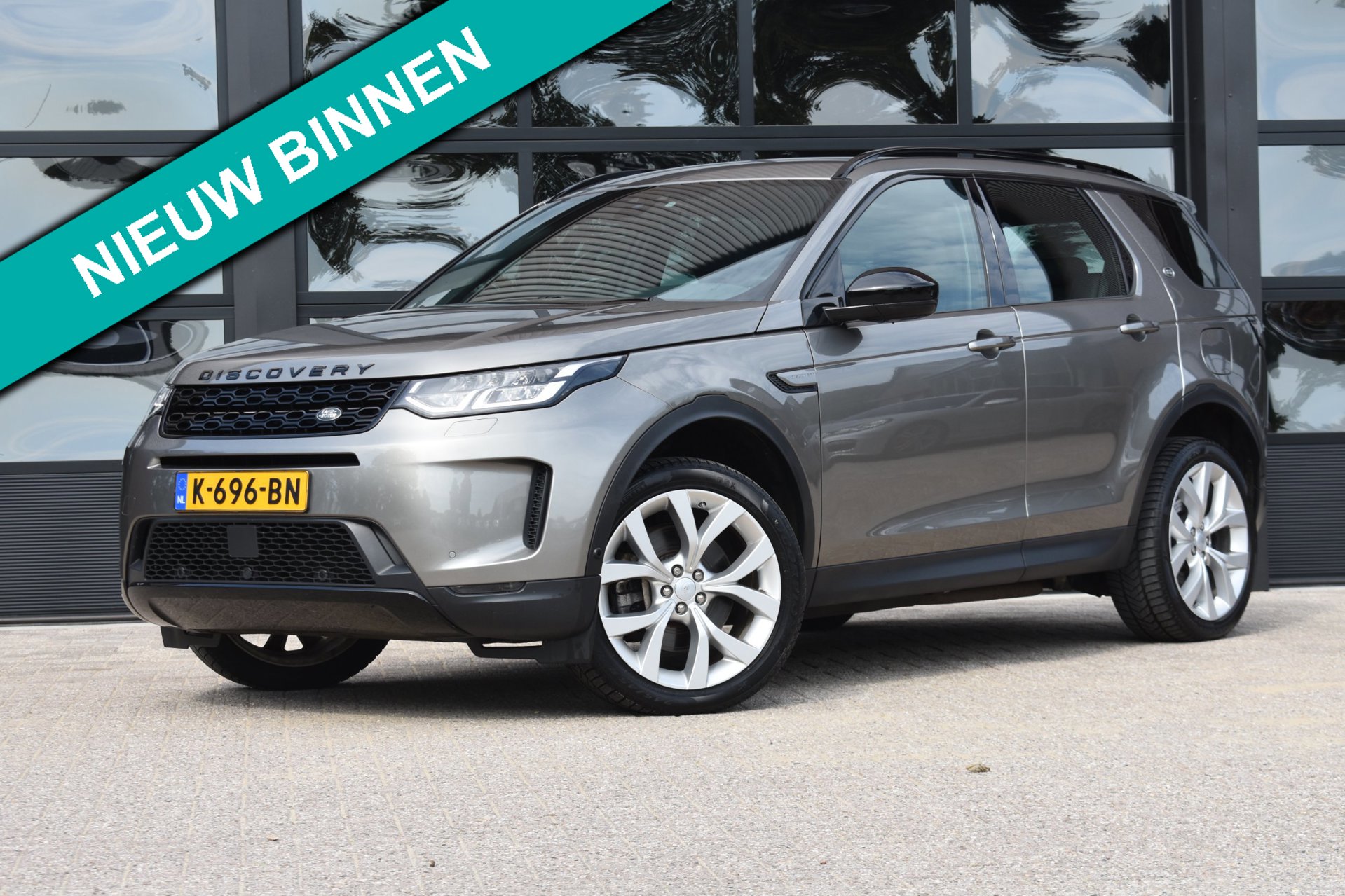 Land Rover Discovery Sport P300e 1.5 R-Dynamic HSE '20 LED Pano Leder Clima Navi Cruise Inruil mogelijk