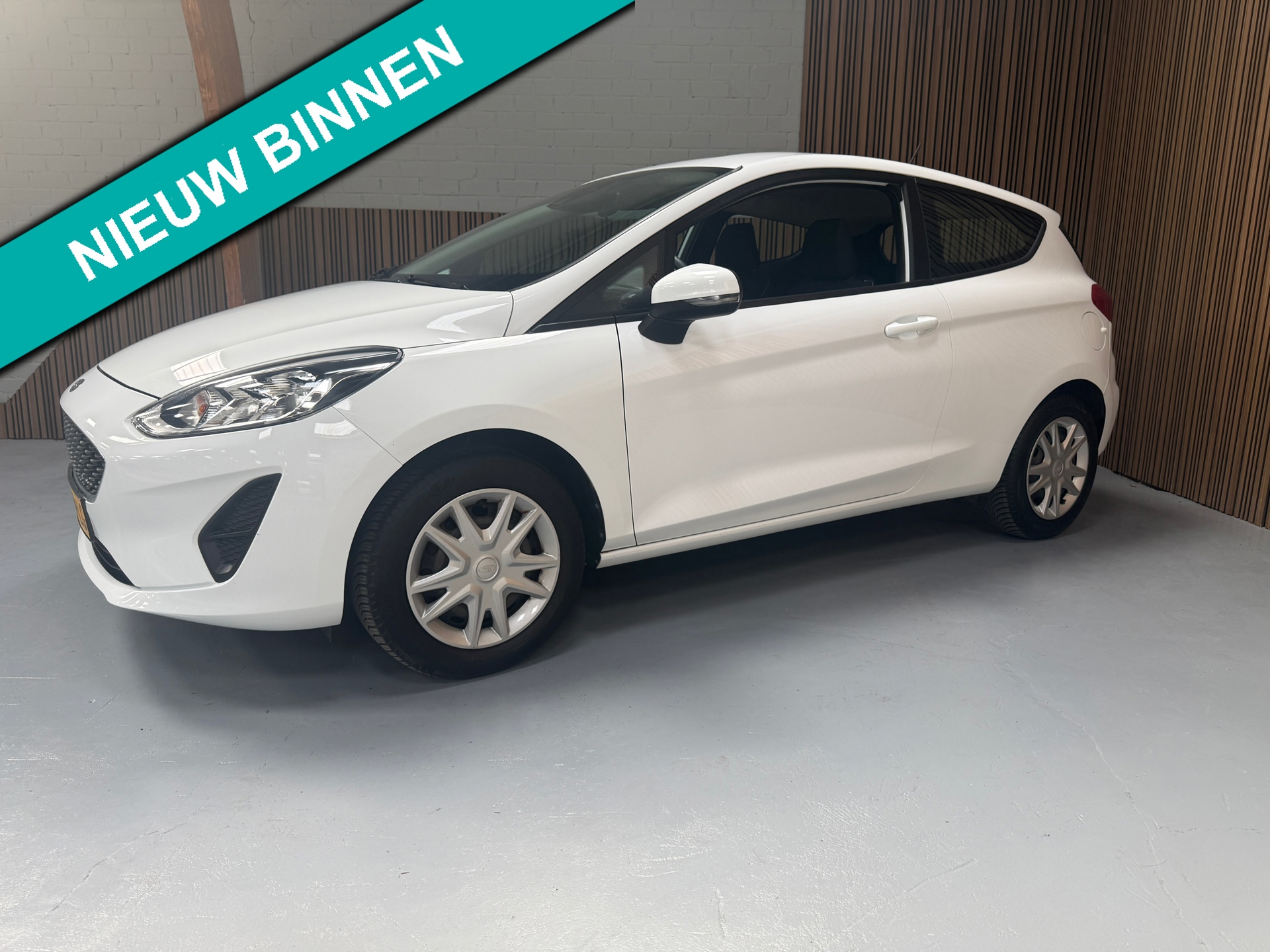 Ford Fiesta 1.1 Trend, Nieuwe model, Nieuwe APK, MyFord Dock Telefoon integratie, Lane Assist
