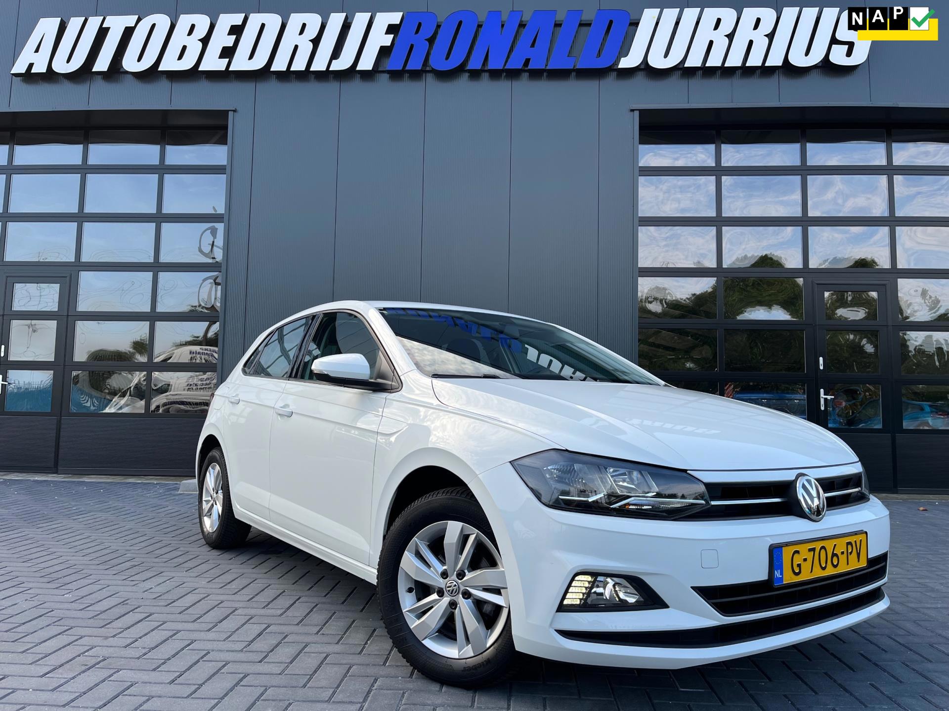 Volkswagen Polo 1.0 TSI Comfortline NL.Auto/Adaptive- Cruise/Apple- Carplay/Navigatie/1Ste Eigenaar/Dealer Onderhouden