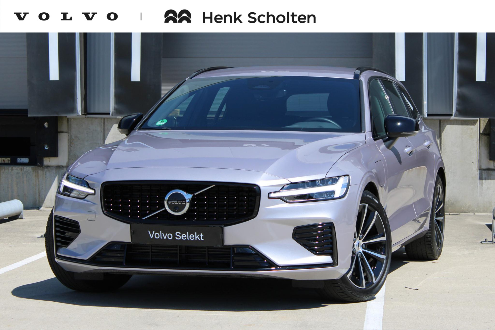 Volvo V60 T8 Plug-in hybrid AWD Plus Dark |