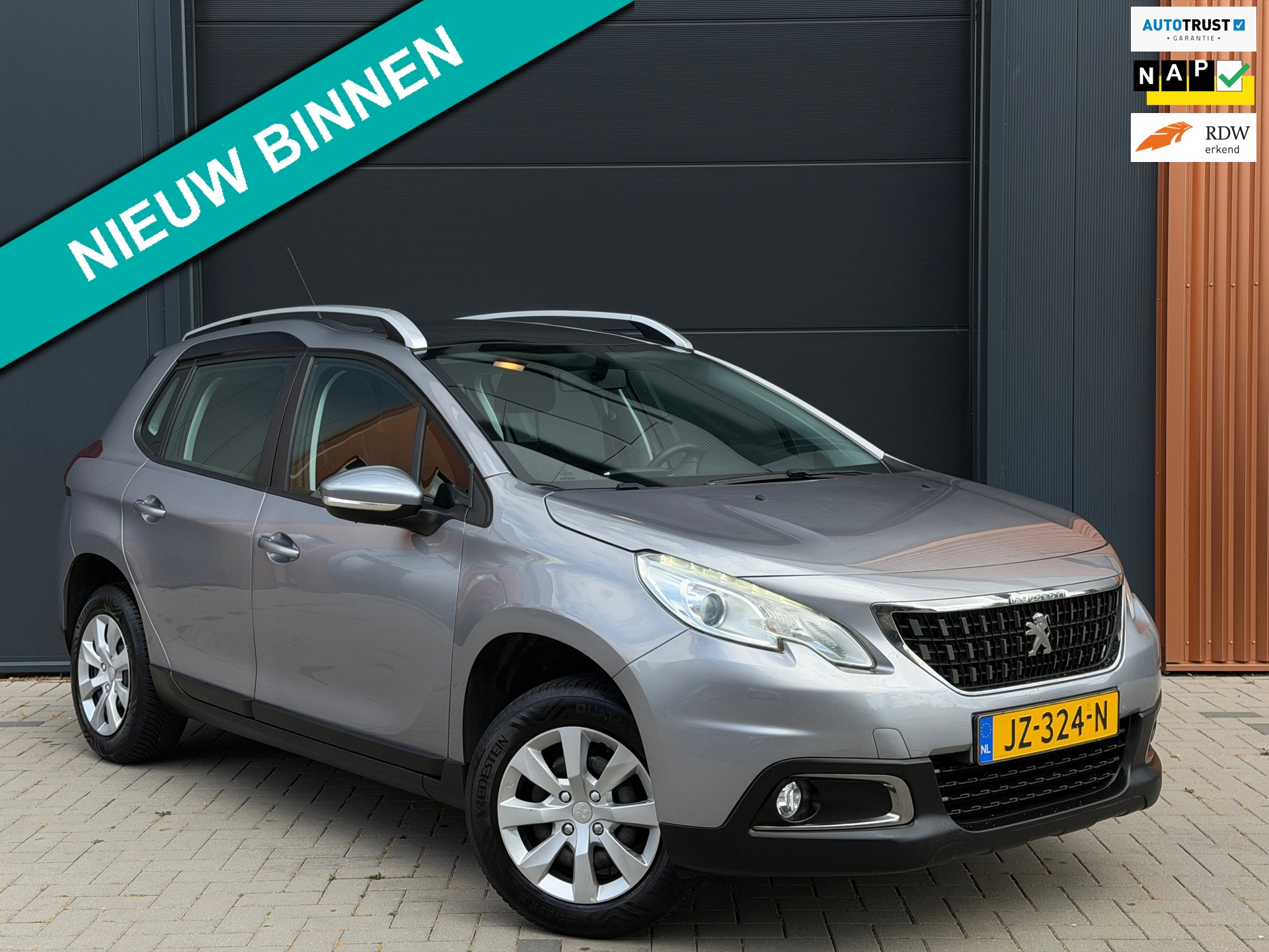 Peugeot 2008 1.2 PureTech Blue Lion|Dealer Onderhouden|Distr.Riem Vervangen|Pano|Navigatie|Cruise Control|Airco