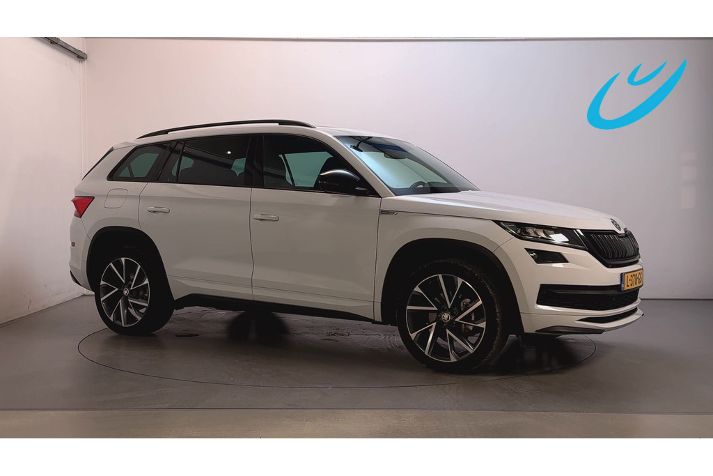 Škoda Kodiaq 1.5 TSI Sportline Business 7p. Panoramadak Alcantara Stoelverwarming Camera DAB+
