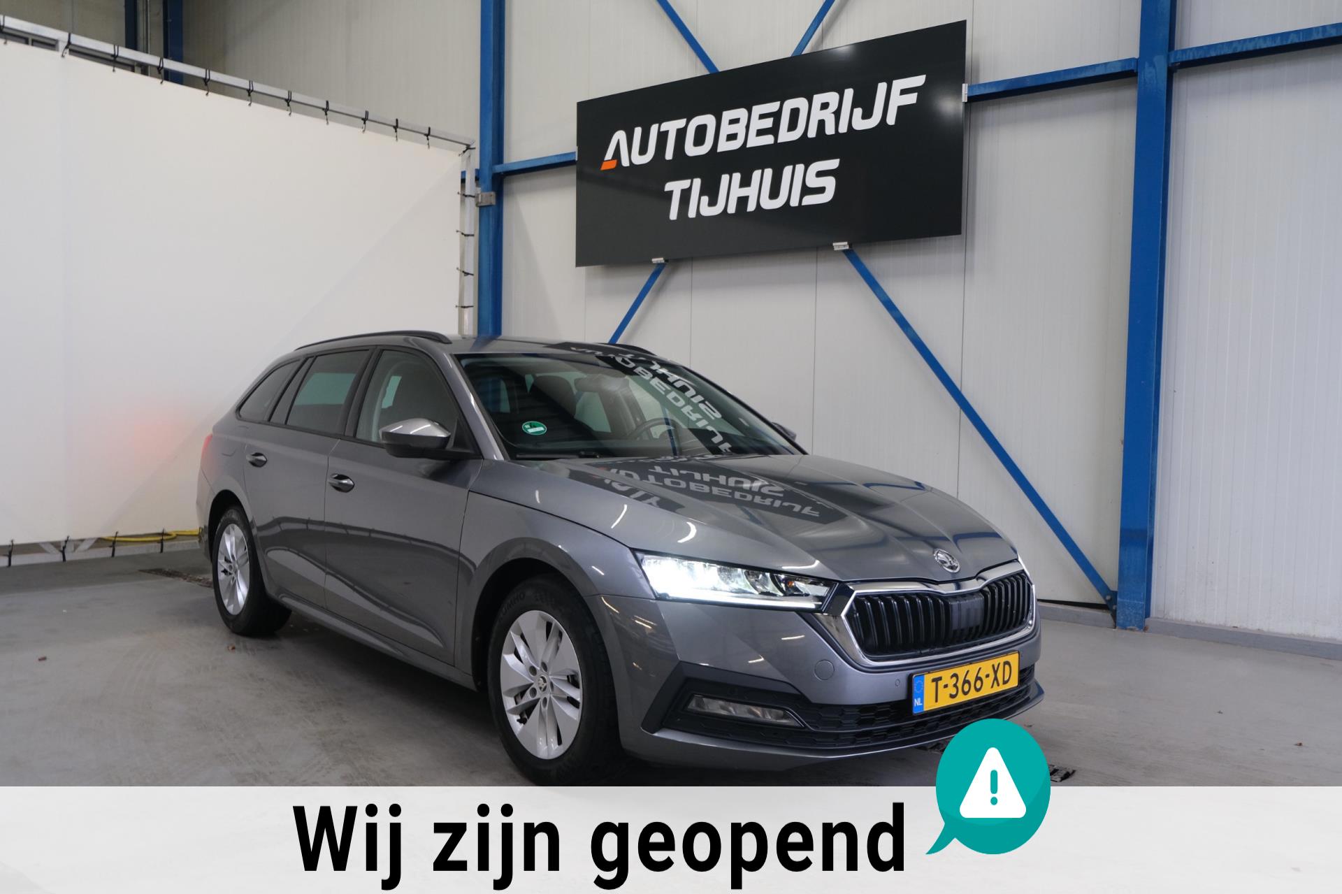 Skoda Octavia Combi 1.0 e-TSI Ambition Automaat - N.A.P. Airco, Cruise, PDC, Navi, Virtual display, Trekhaak.