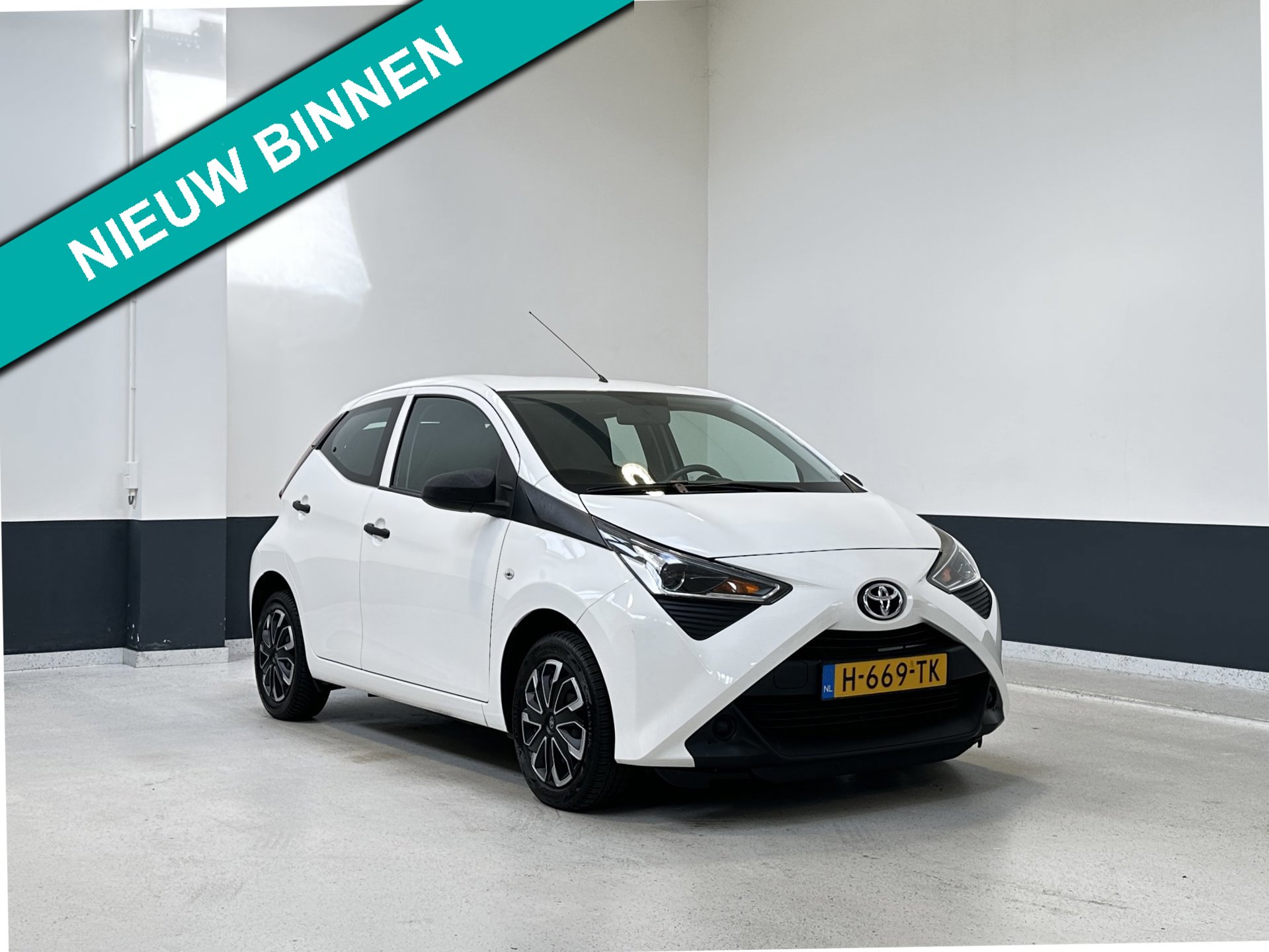 Toyota Aygo 1.0 VVT-i x-fun| NL| 1 Eig | Airco| C.V | Bluetooth |