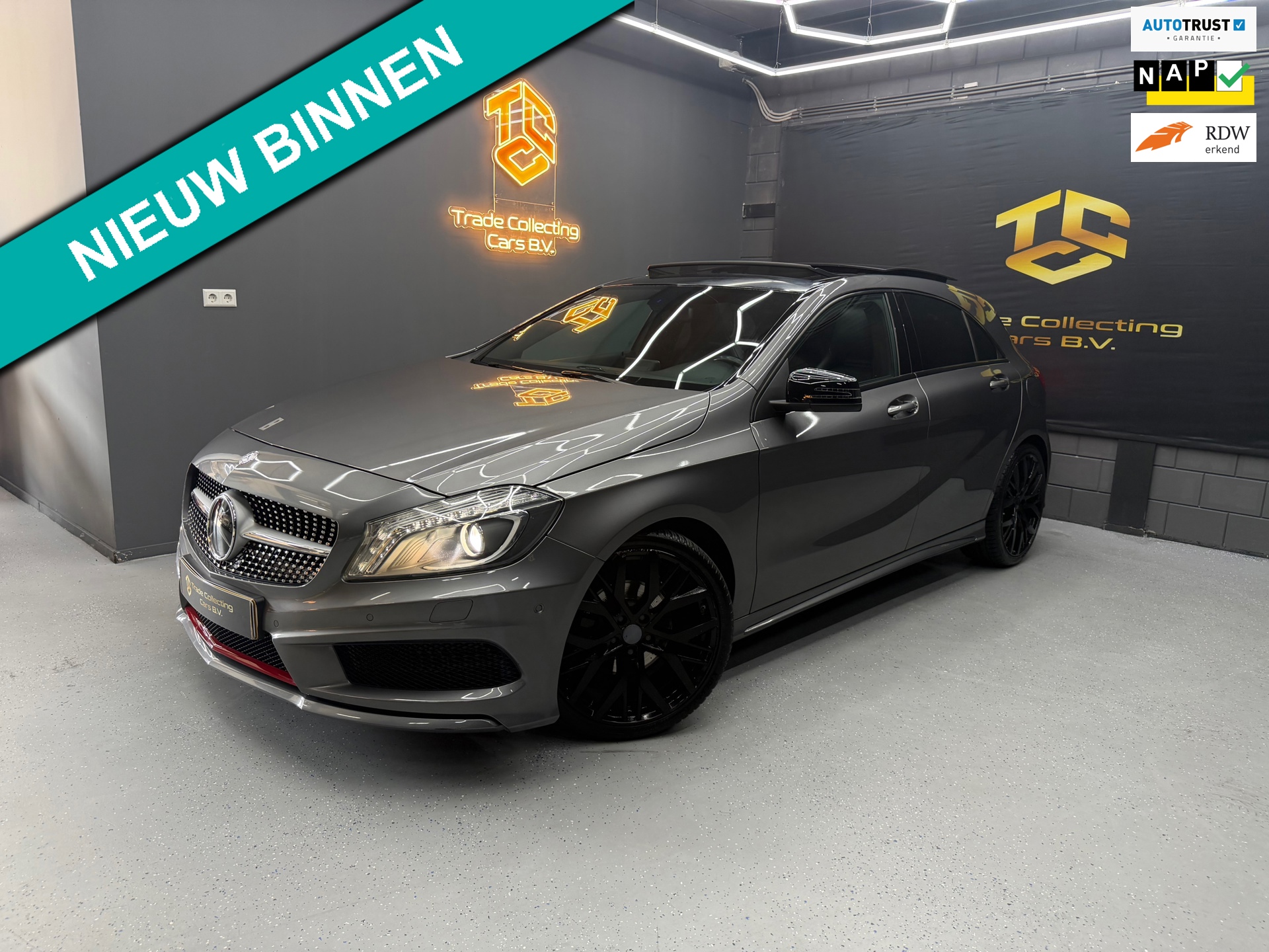 Mercedes-Benz A-klasse 180 AMG Night PAKKET INTRIEUR EXTRIEUR-PANO-CRUISECONTROL-USB
