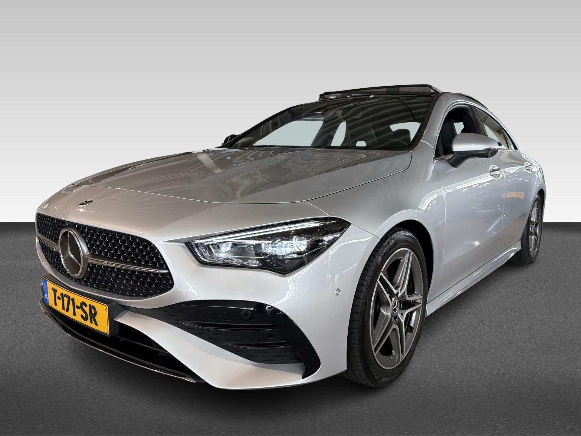 Mercedes-Benz CLA 200 AMG Line