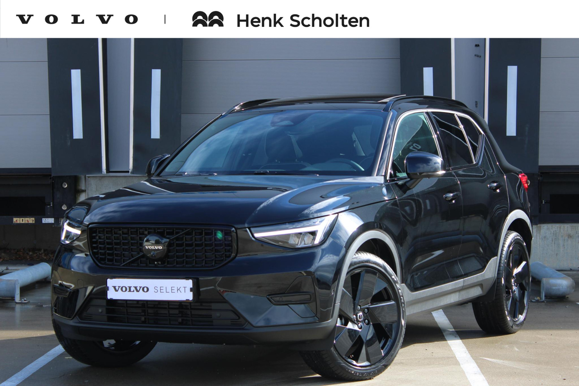 Volvo XC40 B4 Plus Black Edition