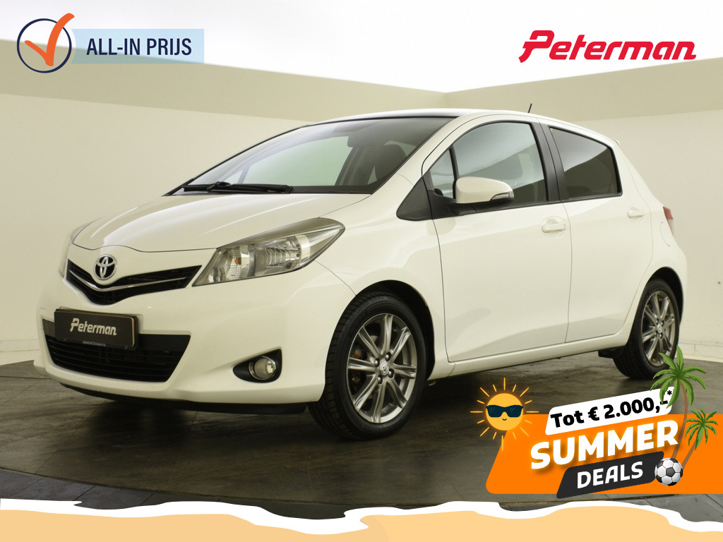 Toyota Yaris 1.3 VVT-i Aspiration | Panoramadak | Navigatie | Camera
