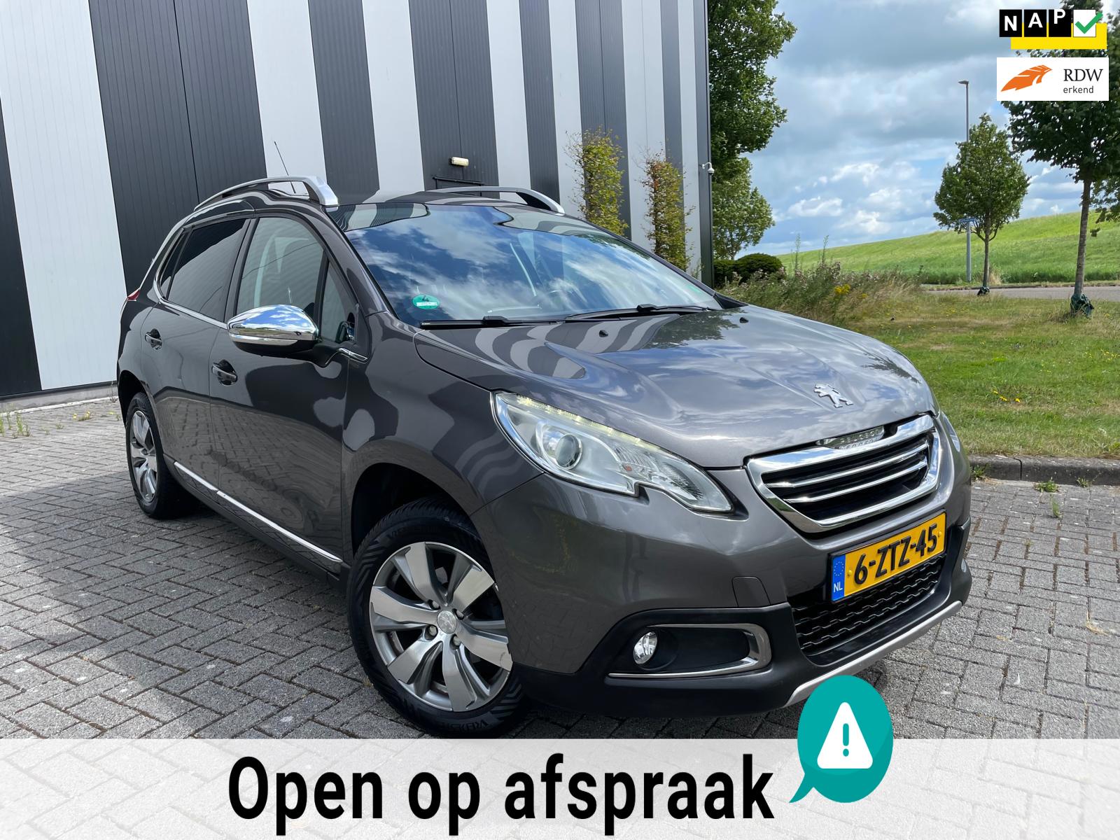 Peugeot 2008 1.2 PureTech Allure Navi-Pano-Clima-Cruise-Lmv-Trekhaak