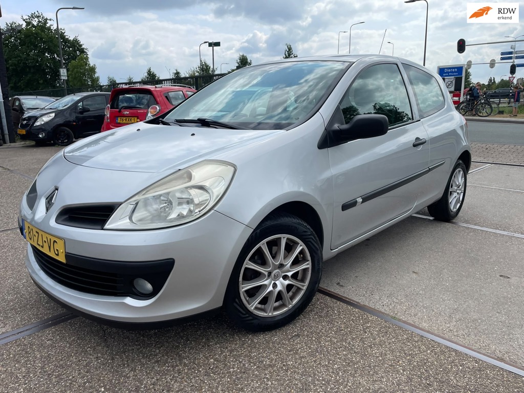 Renault Clio 1.2-16V Expression