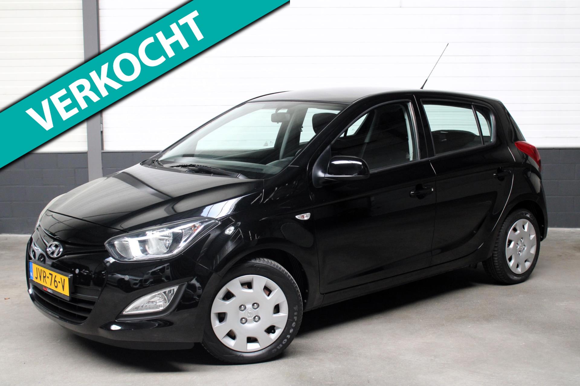 Hyundai I20 1.2i First Edition l Airco l PDC l Elek Pak