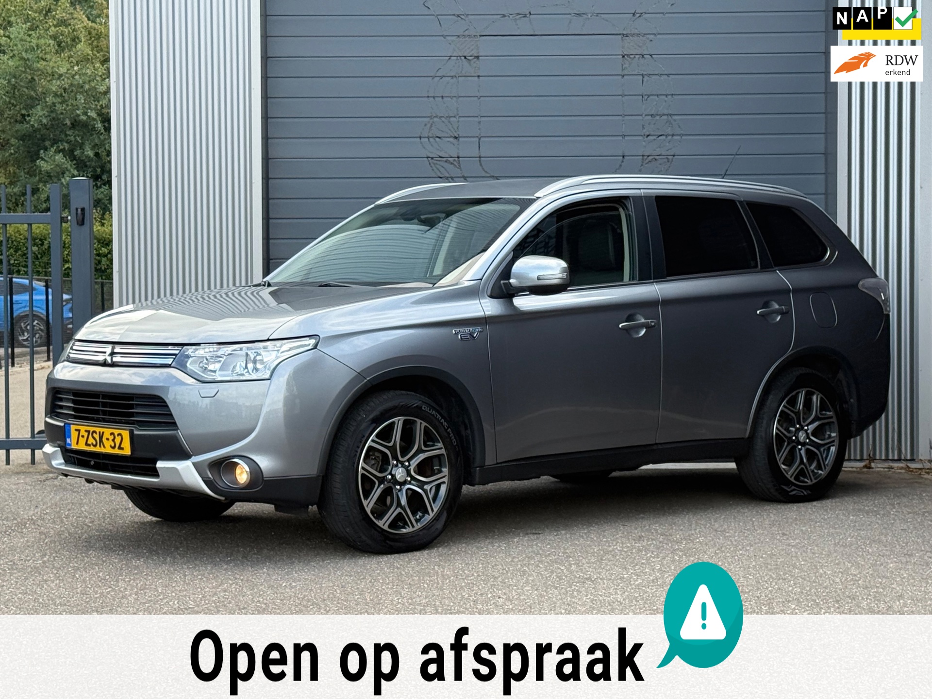 Mitsubishi Outlander 2.0 PHEV Executive Edition X-Line NAVI