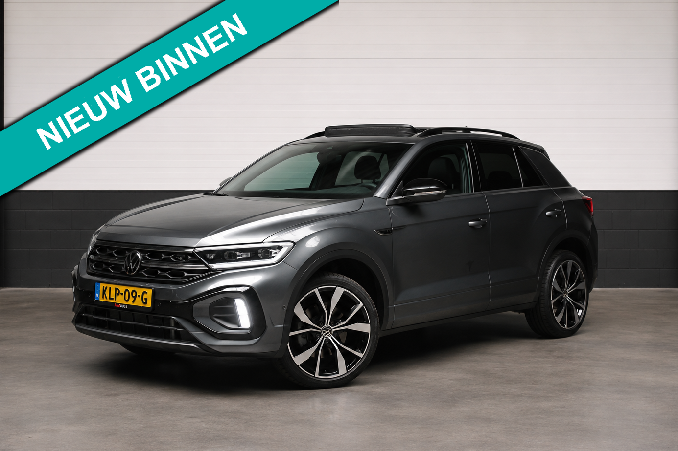 Volkswagen T-ROC R-Line Pano Camera Keyless