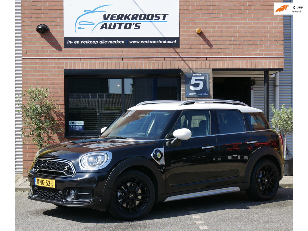 MINI Countryman 1.5 Cooper S E ALL4 Chili sportstoelen. camera.