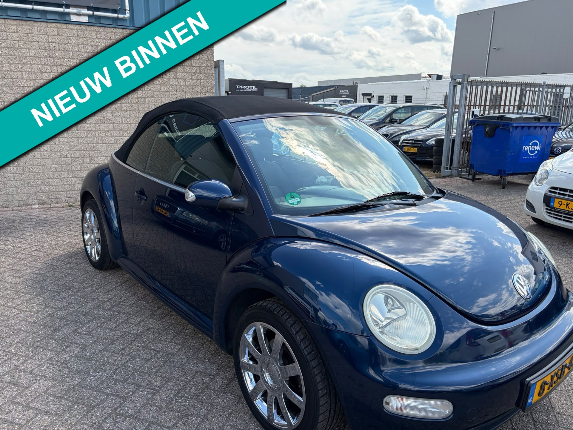 Volkswagen New Beetle Cabriolet 1.6 Turijn Comfort