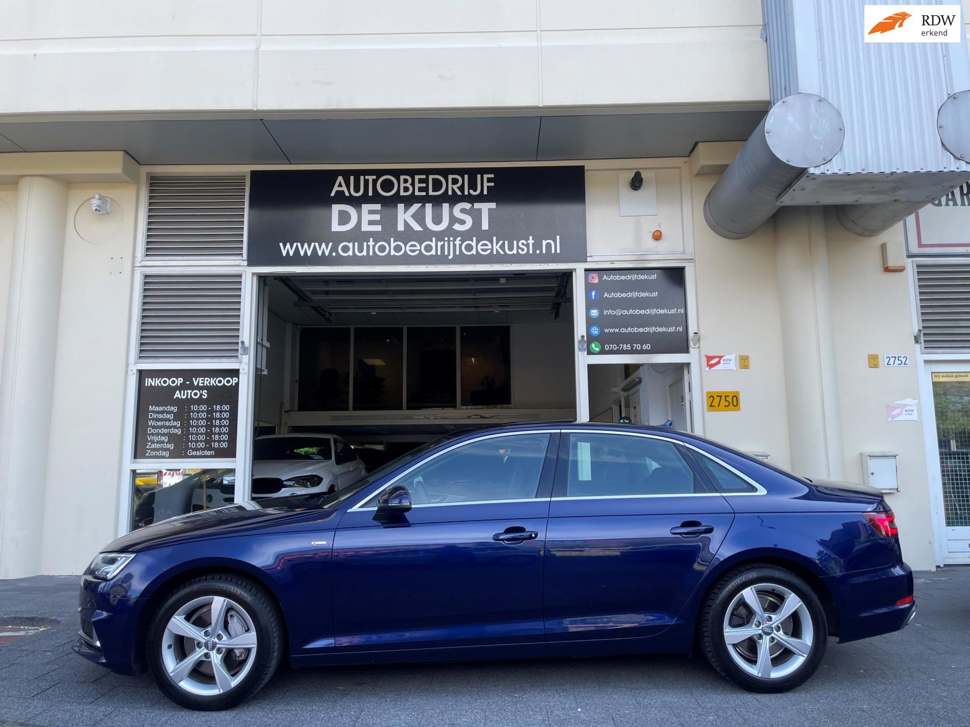 Audi A4 40 TDI 190pk S-Line AUT 2019 Leder Schuifdak