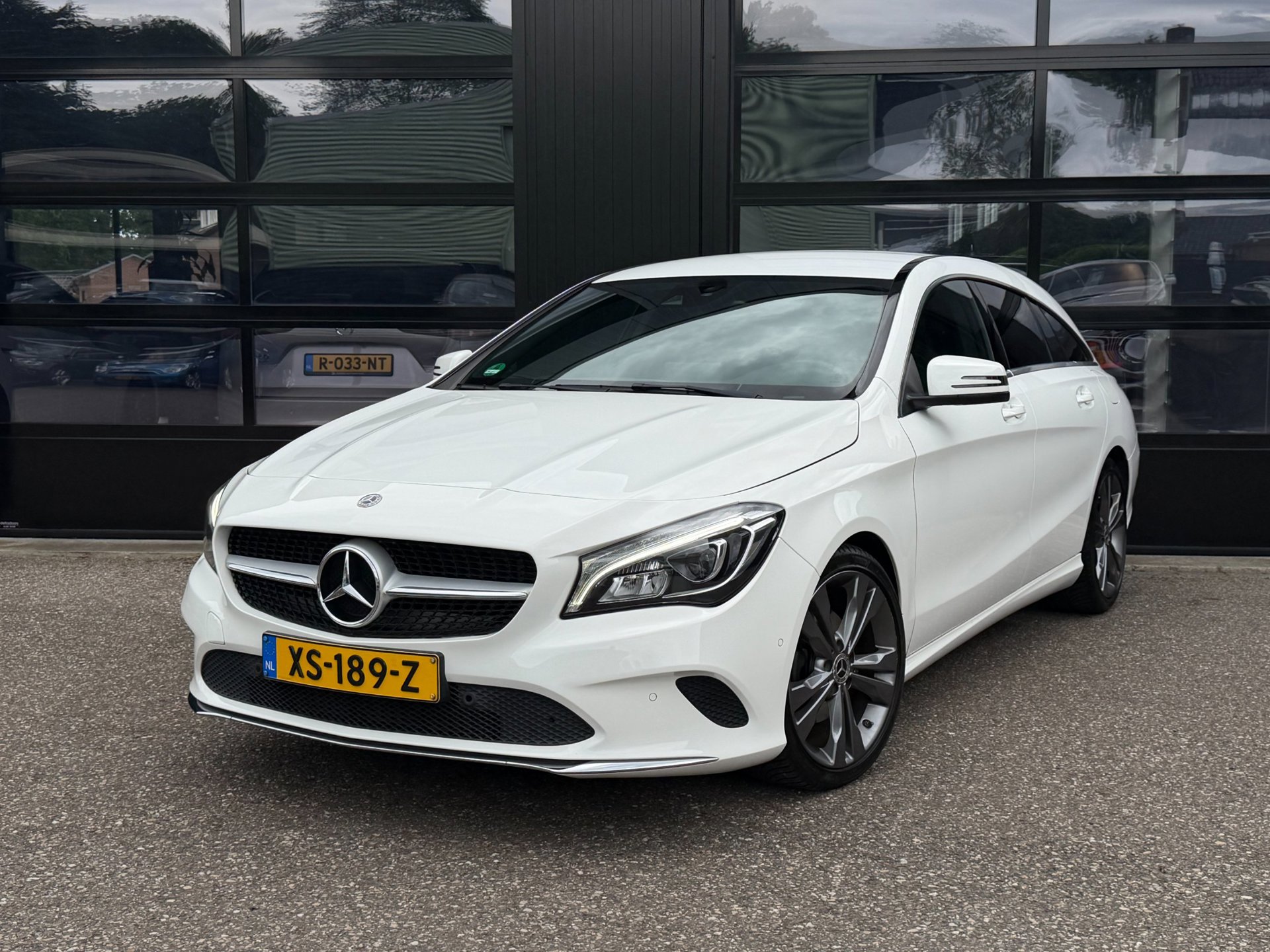 Mercedes-Benz CLA-klasse Shooting Brake 180 Business Solution Led Navi Camera