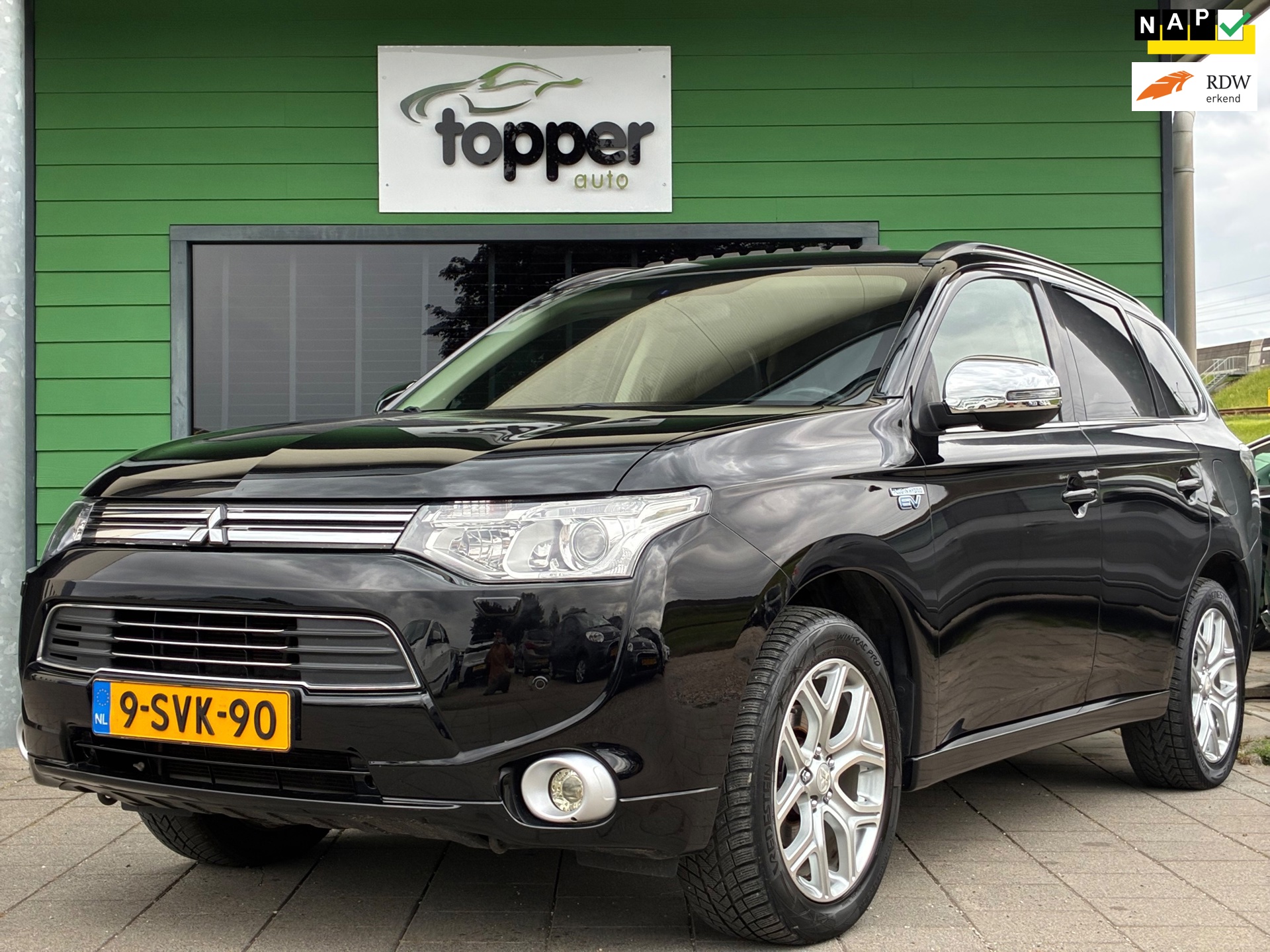 Mitsubishi Outlander 2.0 PHEV Instyle|Panoramadak|Camera|Navigatie|Trekhaak