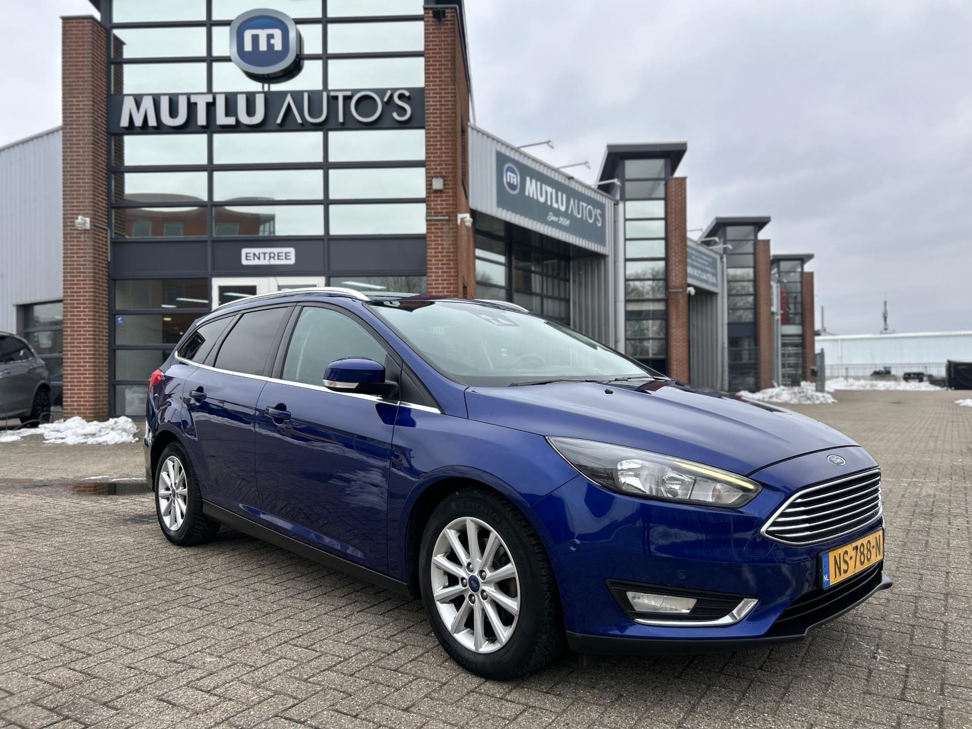 Ford Focus Wagon 1.0 Titanium stoel/stuurverwmng PDC NAVI Cruise