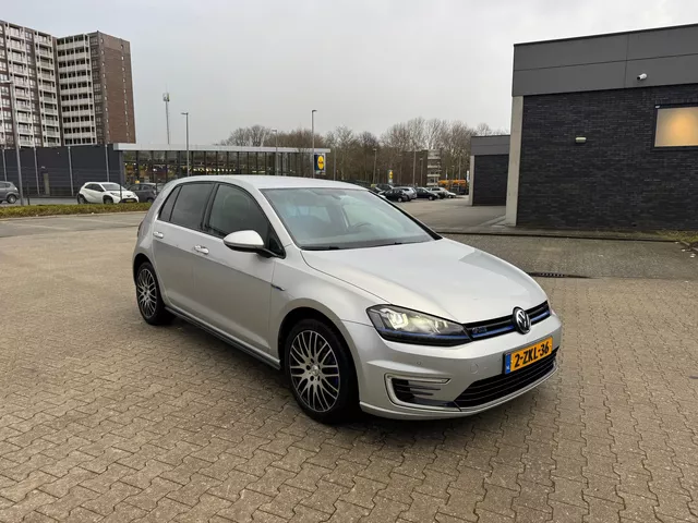 Volkswagen Golf 1.4 TSI GTE