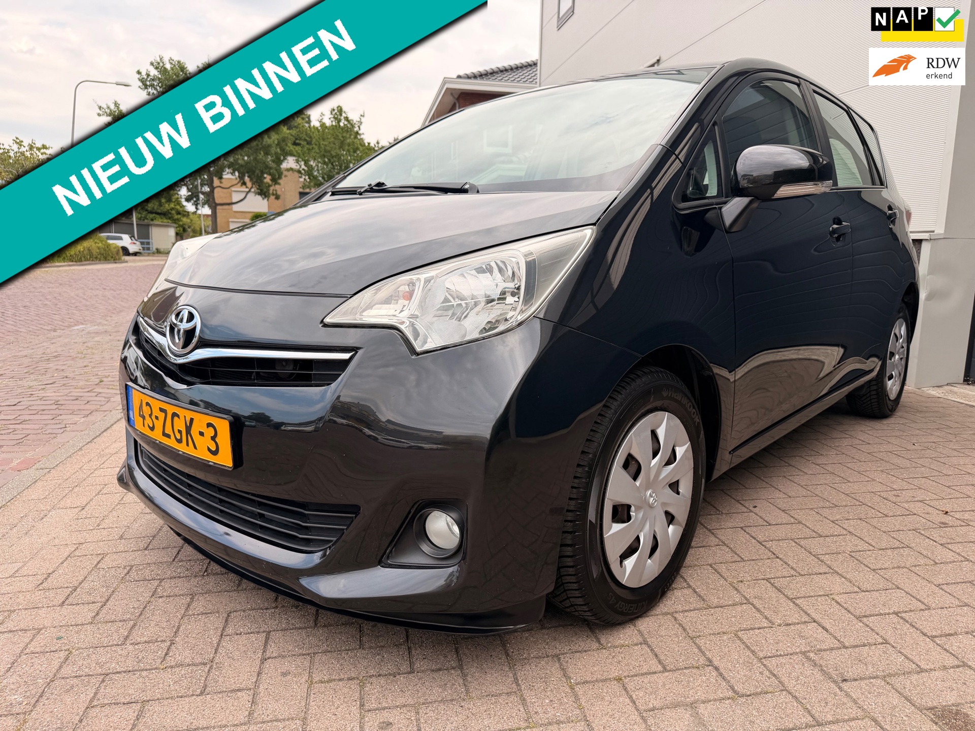 Toyota Verso-S 1.3 VVT-i Aspiration/Automaat/Camera/Navi/2e eigenaar/Trekhaak/Nette auto