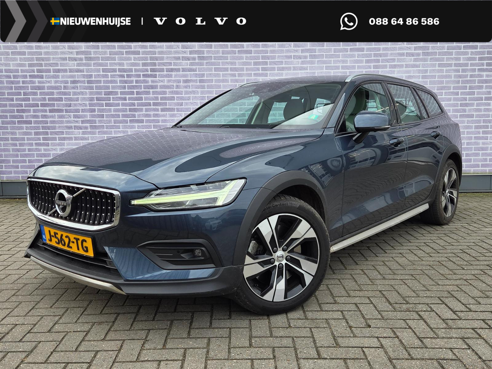 Volvo V60 Cross Country 2.0 T5 AWD Pro