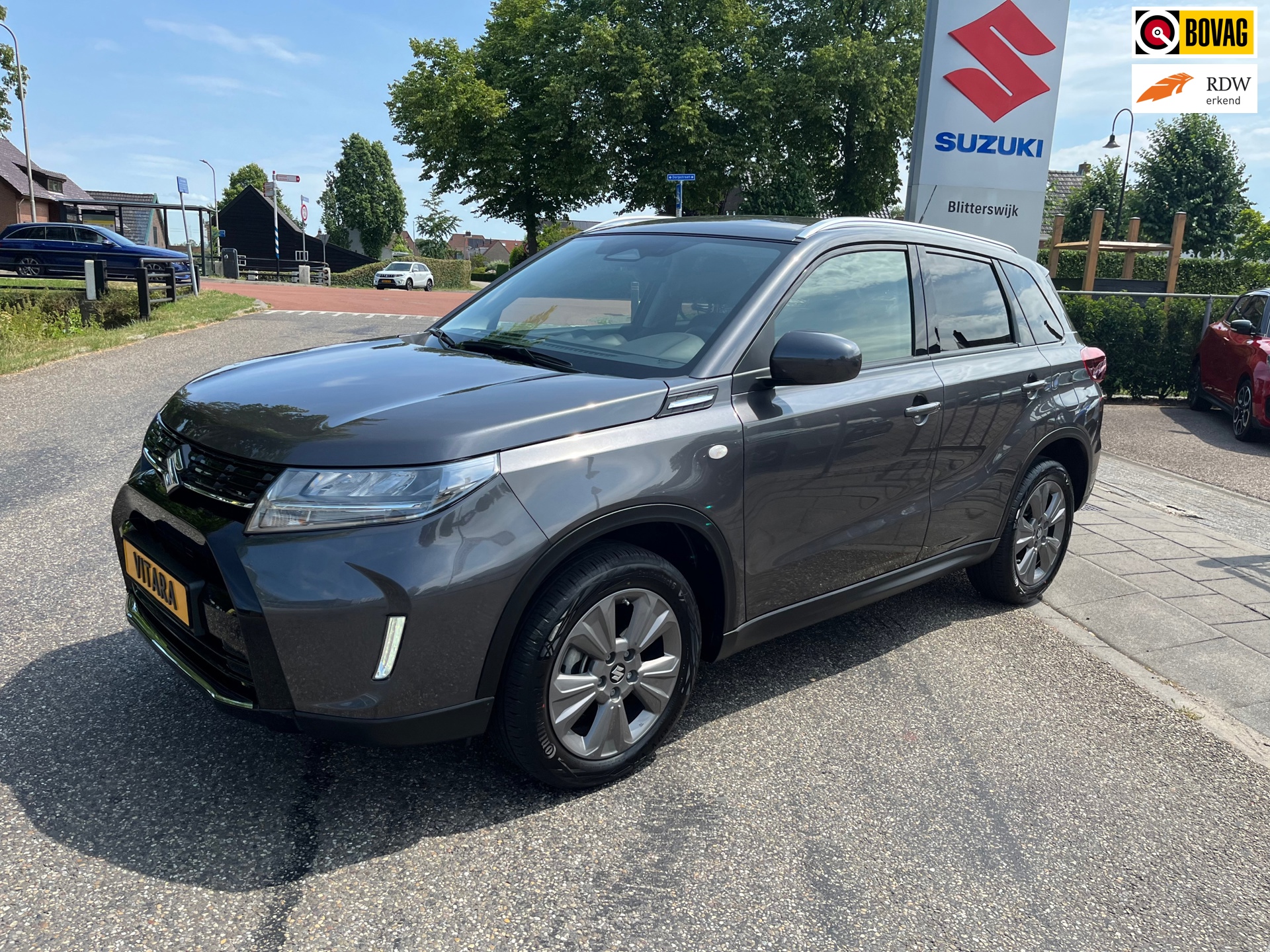 Suzuki Vitara 1.4 Boosterjet Smart Hybrid Select AUTOMAAT // 10 jaar garantie // Carplay en Android auto // Rijklaarprijs!