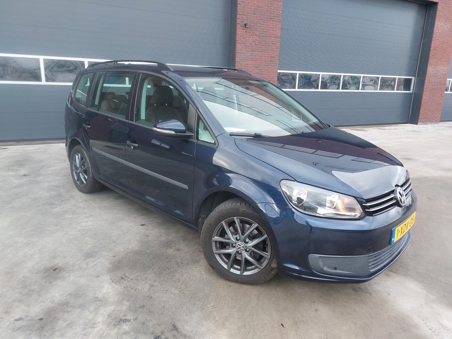 Volkswagen Touran 1.6 TDI Trendline BlueMotion7pers Airco/Nav/LMV