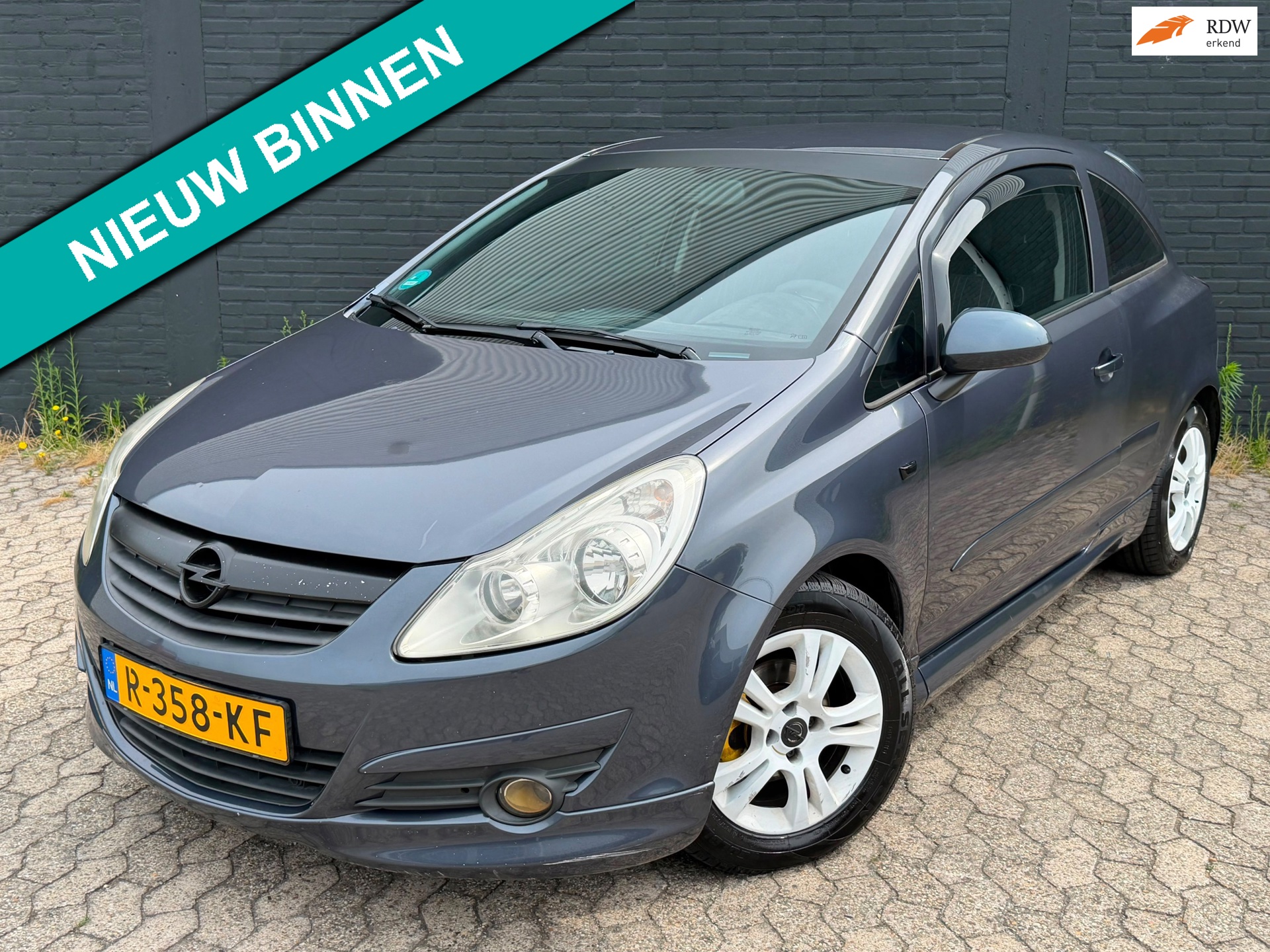 Opel Corsa 1.2-16V Essentia, NAVI, AIRCO, CRUISE, APK