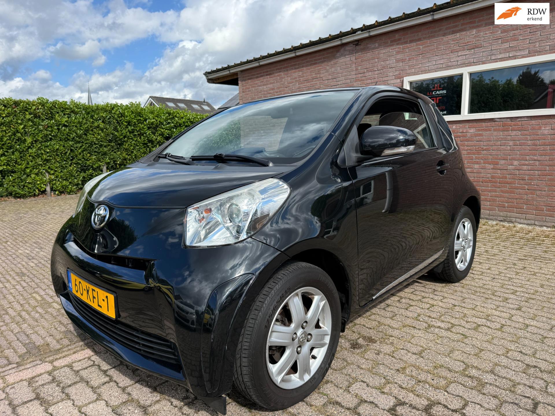 Toyota IQ 1.0 VVTi Black Edition APK 31-7-2027 Airco lmv cd aux