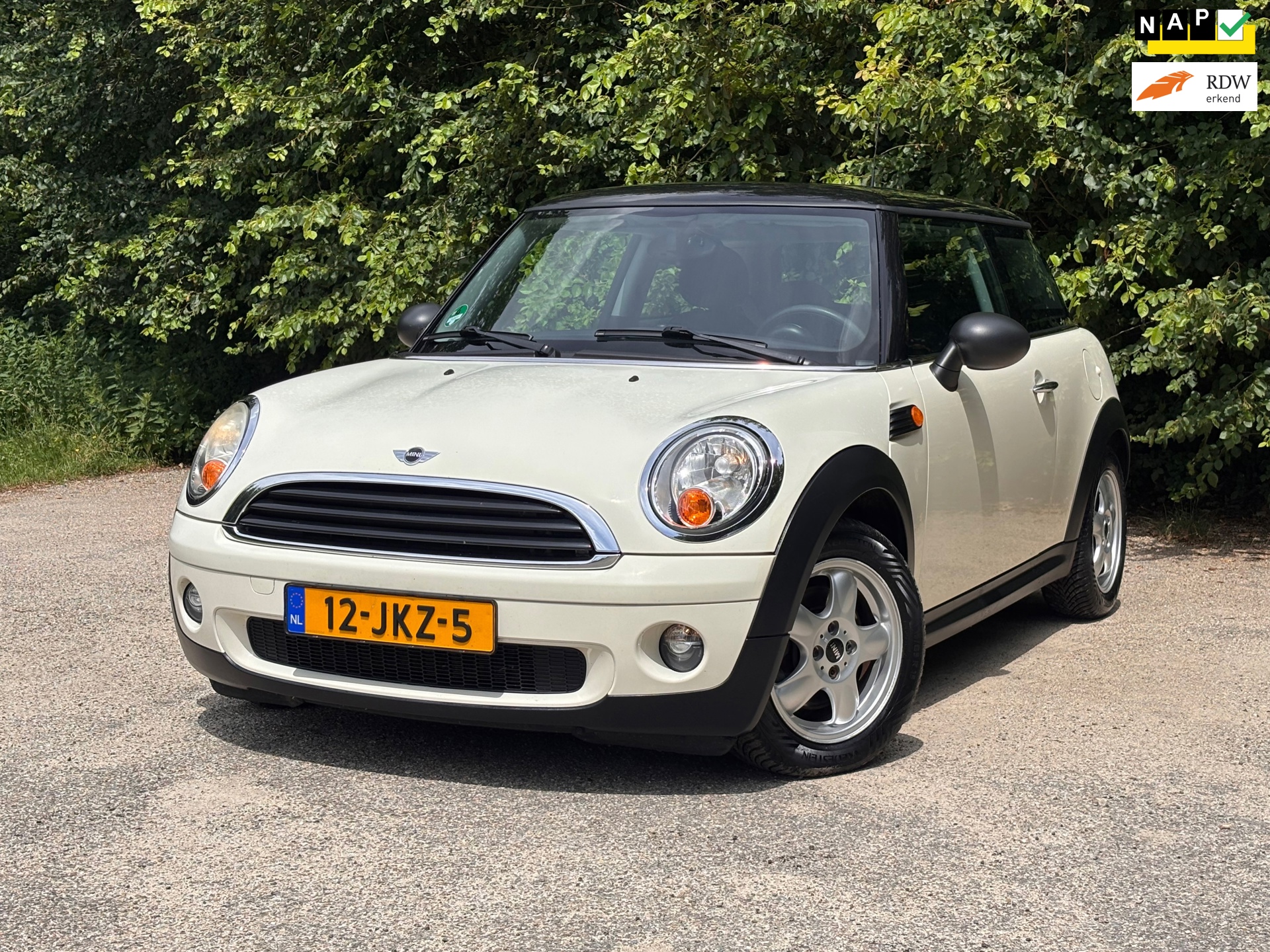 Mini 3-Deurs 1.4 One | " 118.000 " KM + Nette Auto Nu € 4.475,- !!!