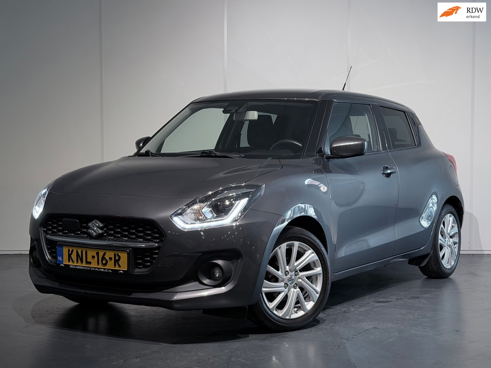 Suzuki Swift 1.2 Style Smart Hybrid /Airco/ACC/LED/CarPlay/PDC+Camera/DodeHoek/LaneAss