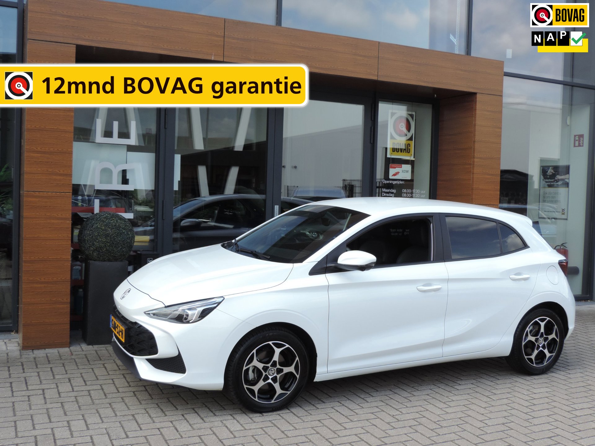 MG MG3 Hybrid+ 1.5 Hybrid+ Luxury AUTOMAAT 25.000km | NLauto | 1e Eig | ECC | 360Cam | Halfleer | LED kopl | Priv.glas | CarPlay