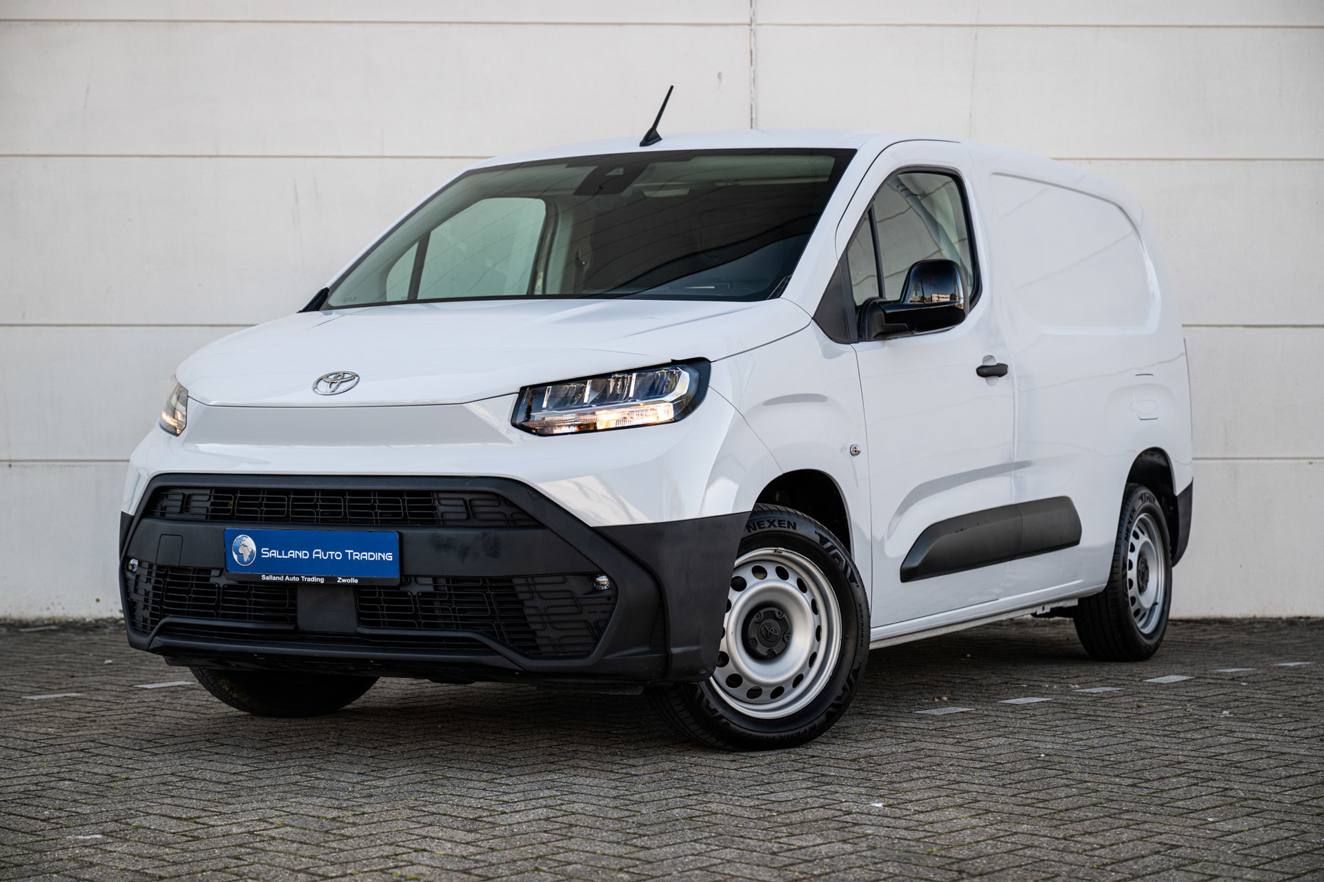 Toyota Proace City 1.2 Turbo 110pk L2 Long 3-PRS |Navi|Camera|Carplay|NW Model|
