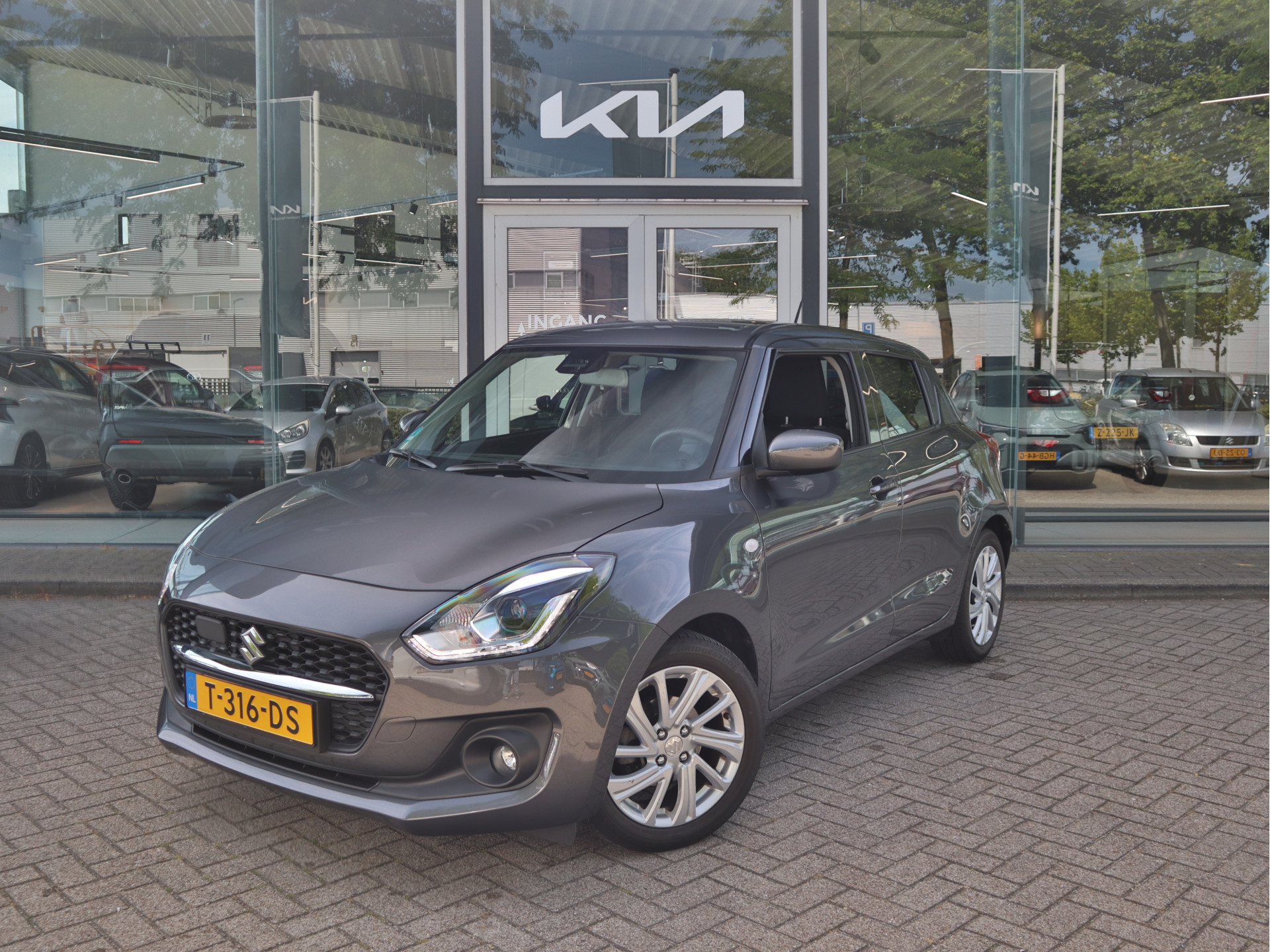 Suzuki Swift 1.2 Select Smart Hybrid CVT Automaat