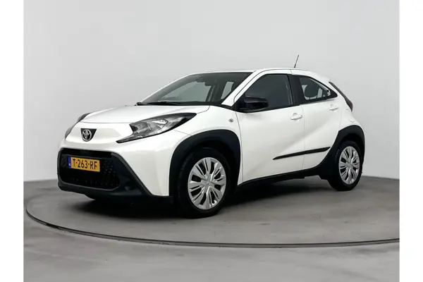 1.0 Vvt-I Mt Play