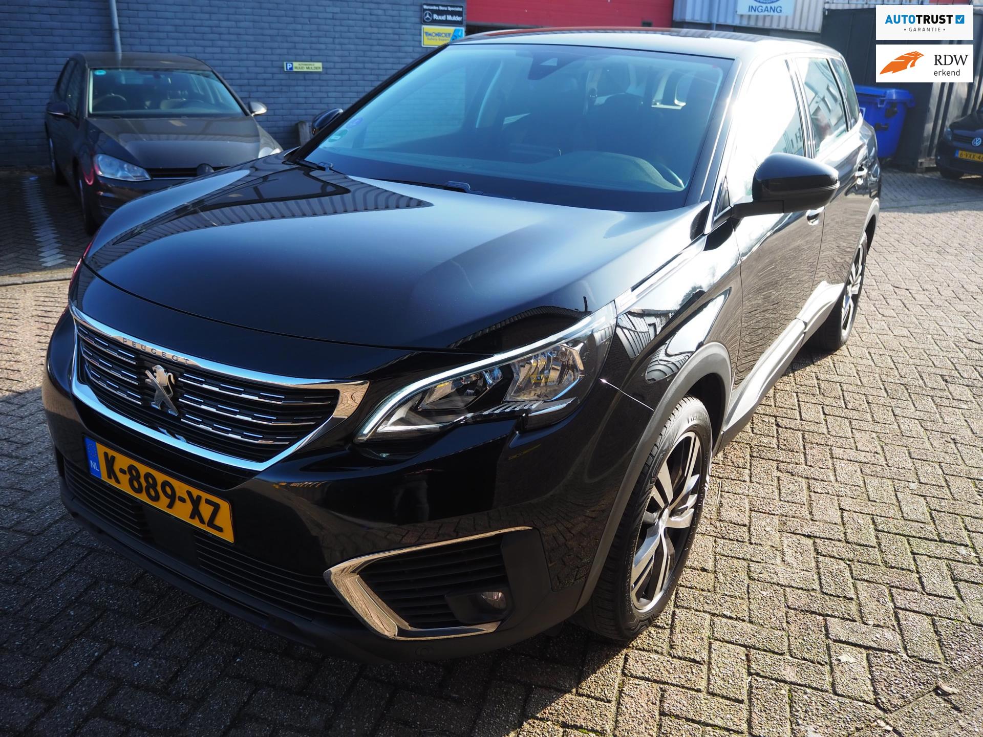 Peugeot 5008 1.2 PureTech Active Nieuwe distributieriem ! .