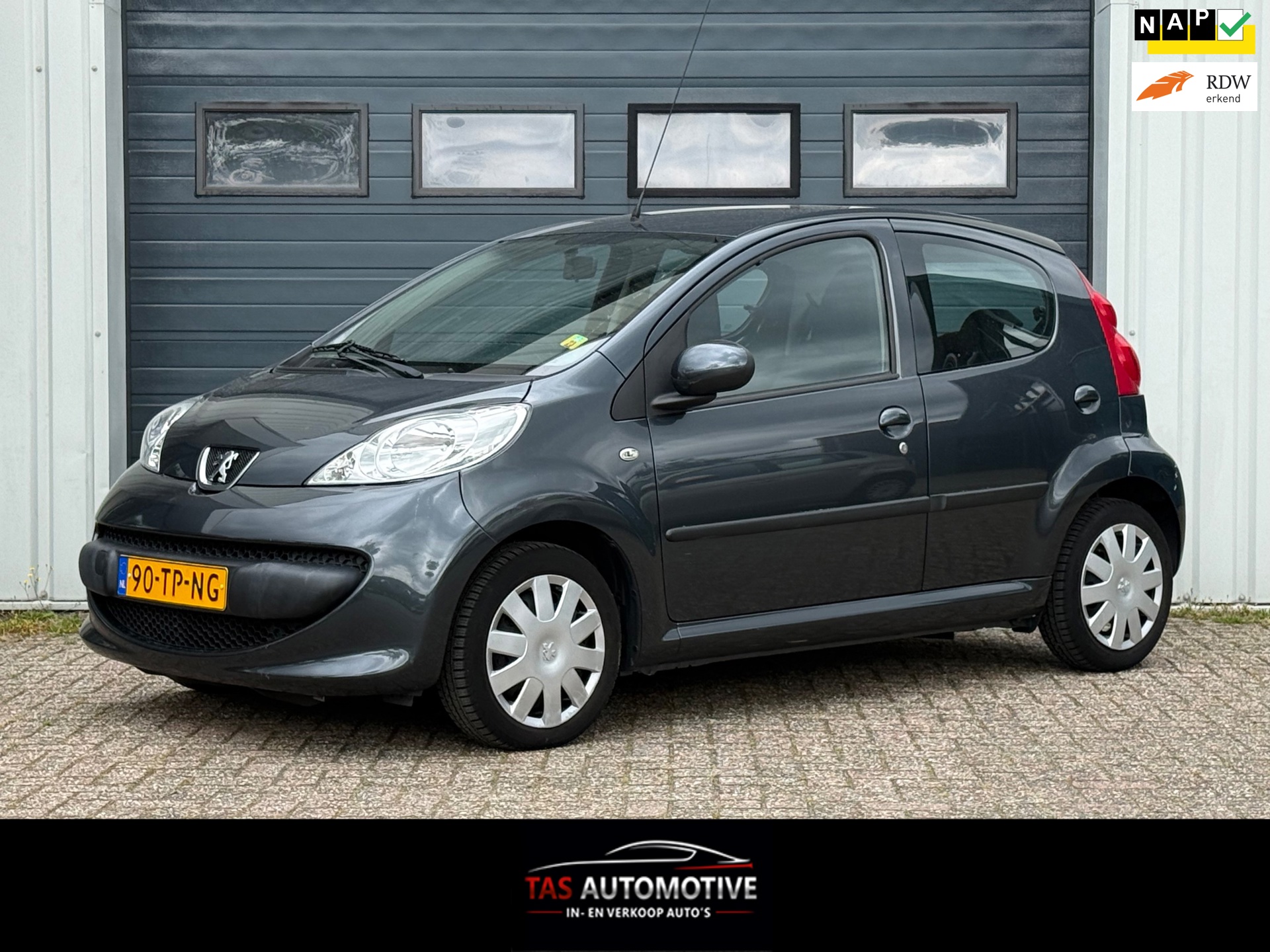 Peugeot 107 1.0-12V XS 5-deurs AUTOMAAT / AIRCO / NAP