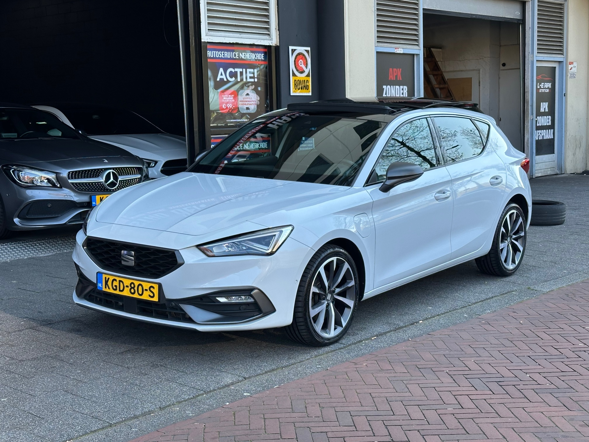 Seat LEON 1.4 TSI eHybrid PHEV FR Virtual Pano Sfeerverlichting