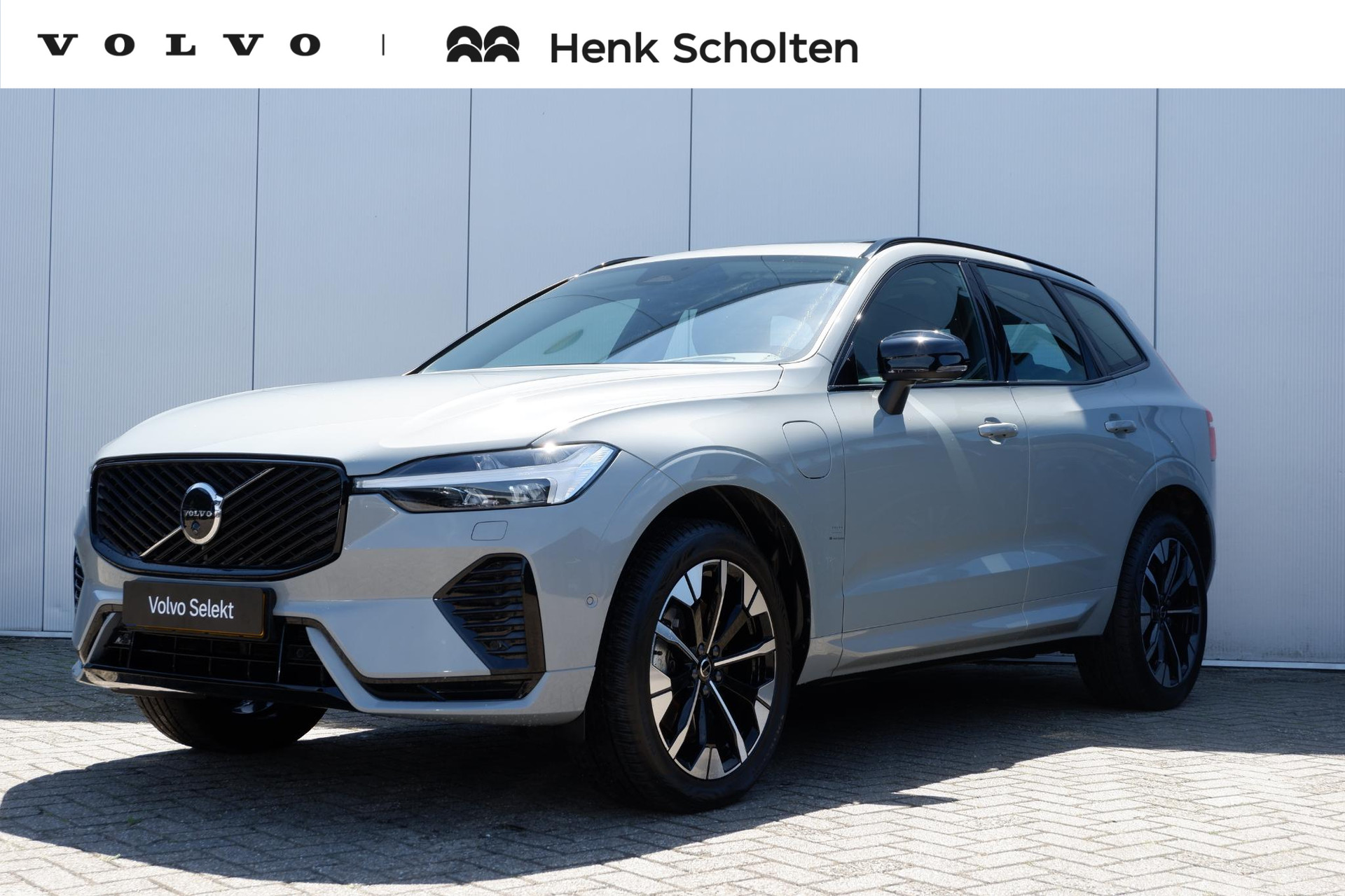 Volvo XC60 T6 Plug-in hybrid AWD Ultra Dark
