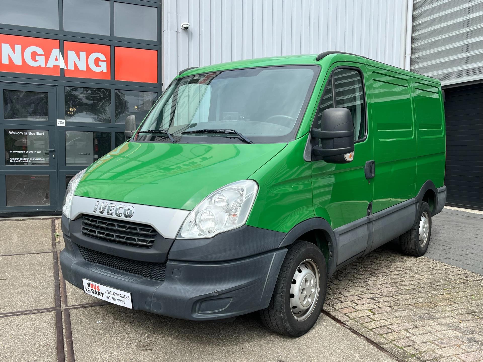 Iveco Daily 35S15V 300 145PK I NL-Auto I Camera I Trekhaak