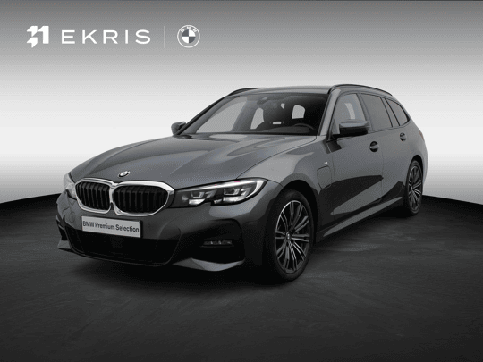 Touring 330e xDrive