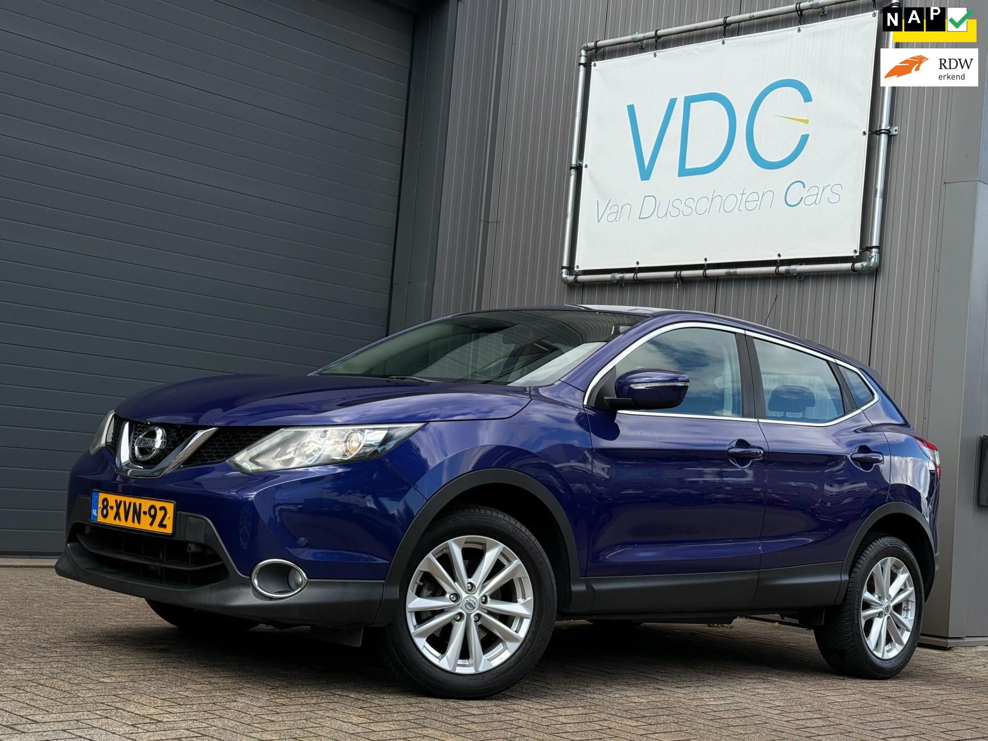 Nissan Qashqai 1.2 Acenta | Navigatie | 2x PDC | 17'' LMV