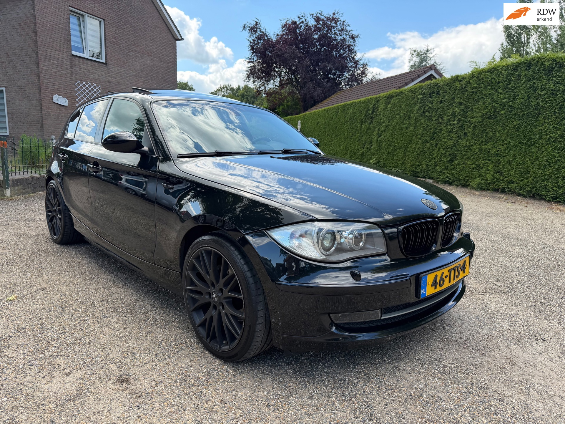 BMW 1-serie 120d AUTOMAAT *NIEUWE APK*